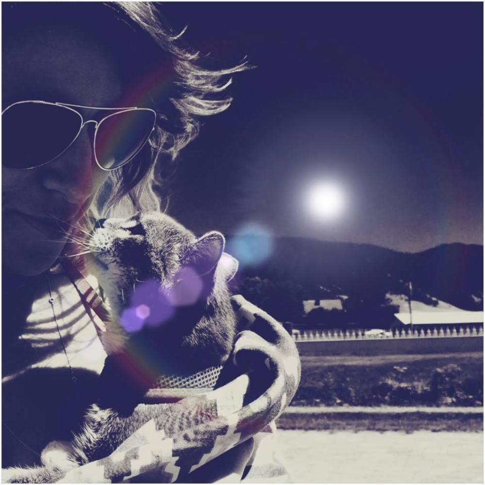 Meet your Posher, Felicia